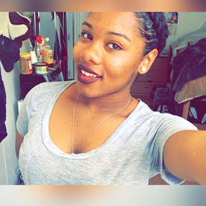 Meet your Posher, Amber